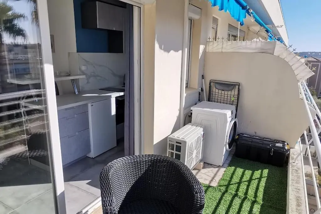 Cannes Pointe Croisette Studio Plage 2 Min A Pieds Apartment
